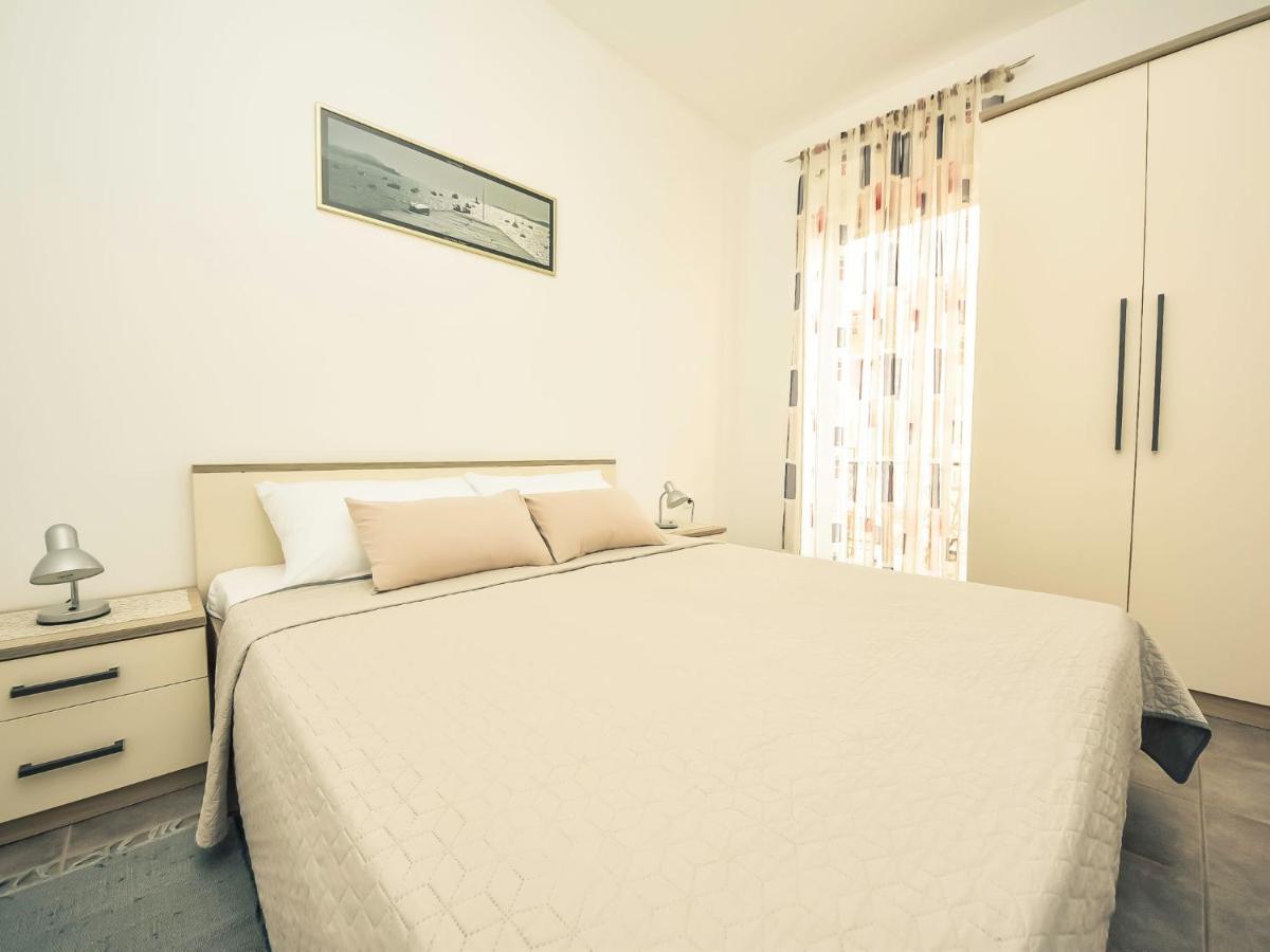 Apartment Snjezana-3 By Interhome カルロバッグ エクステリア 写真